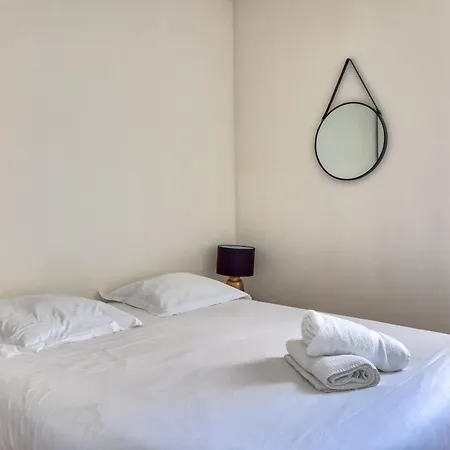 Apartment Petit Castel - T2 De 39m Au Coeur De Rue Du Gros-horloge ! *