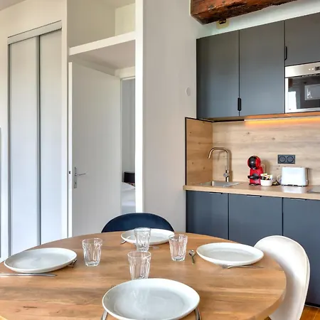 Apartment Petit Castel - T2 De 39m Au Coeur De Rue Du Gros-horloge ! Rouen