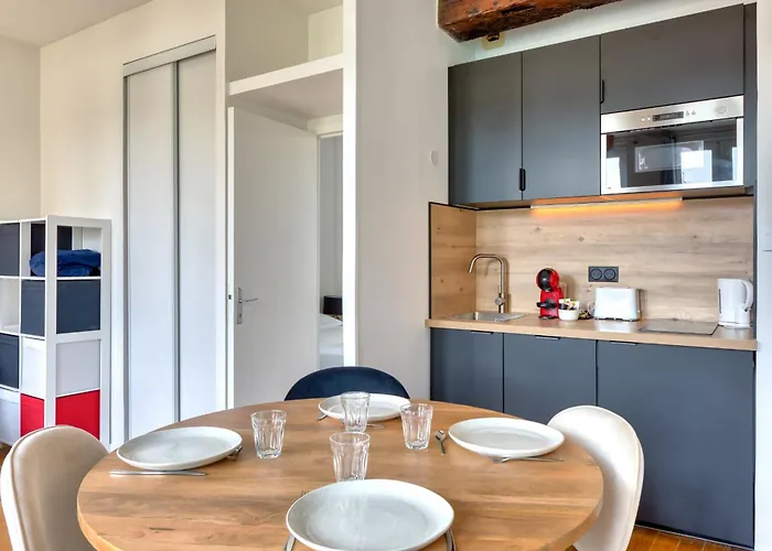 Apartment Petit Castel - T2 De 39m Au Coeur De Rue Du Gros-horloge ! Rouen